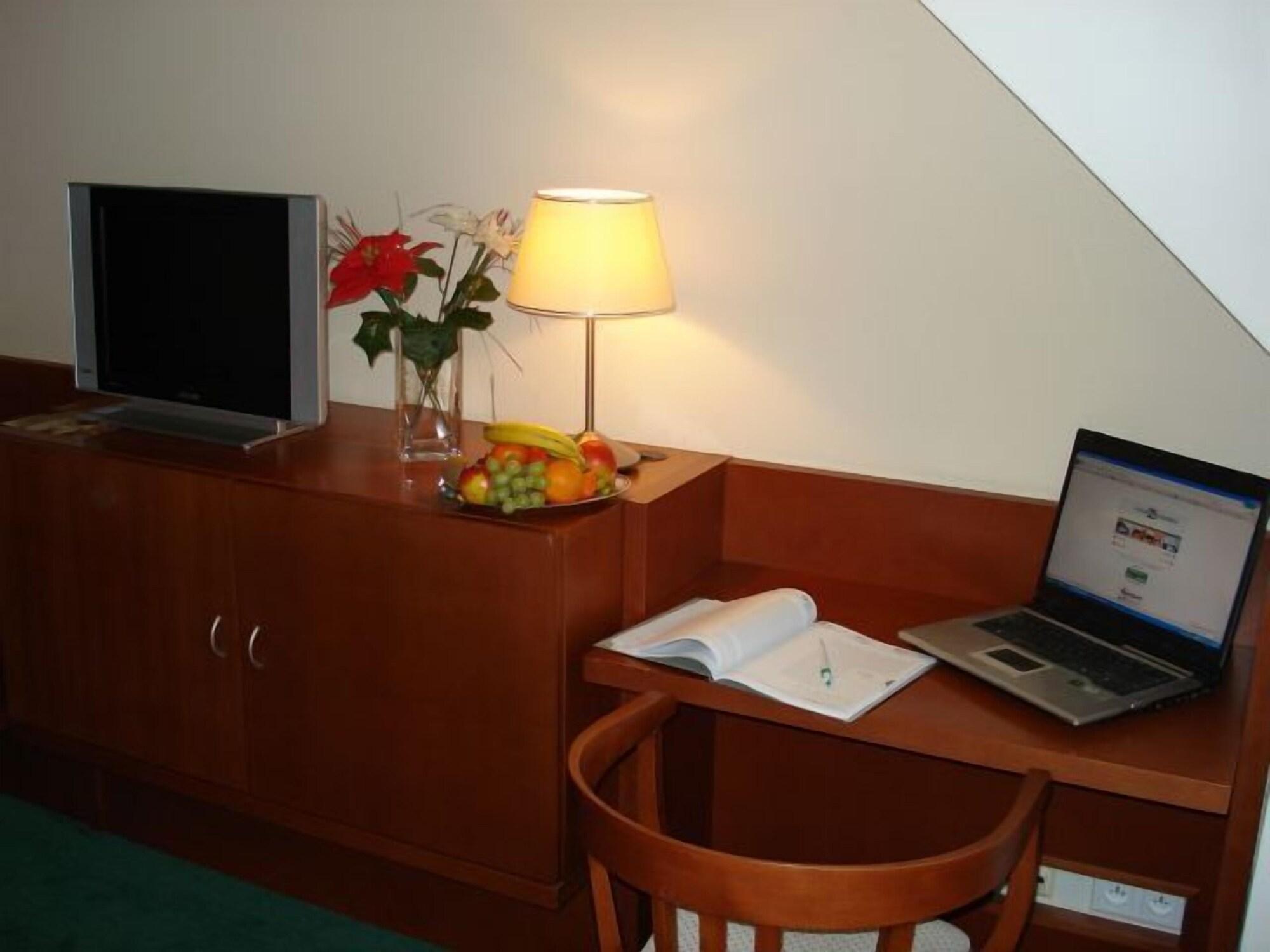 Hotel Popelka プラハ エクステリア 写真