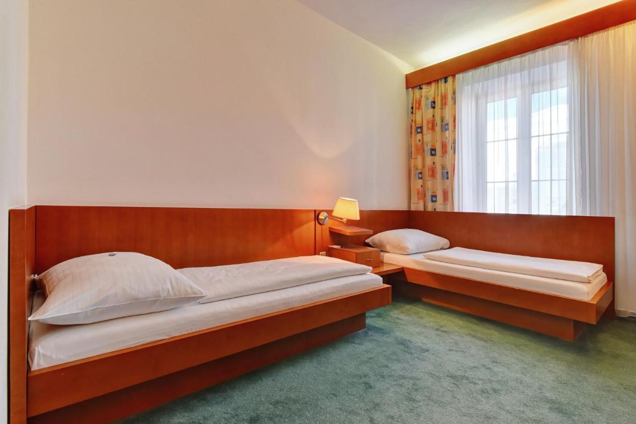 Hotel Popelka プラハ エクステリア 写真